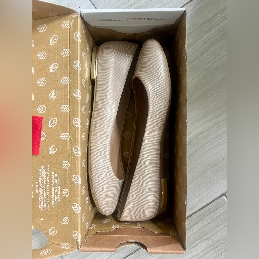 Call it Spring Fibocchi Natural Flats / Gold on Heel - NWT - with box - 10